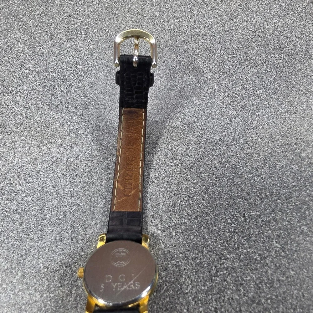 Citizen Quartz Watch Womens OS Gold White Roman Numeral Good Leather Band 6031